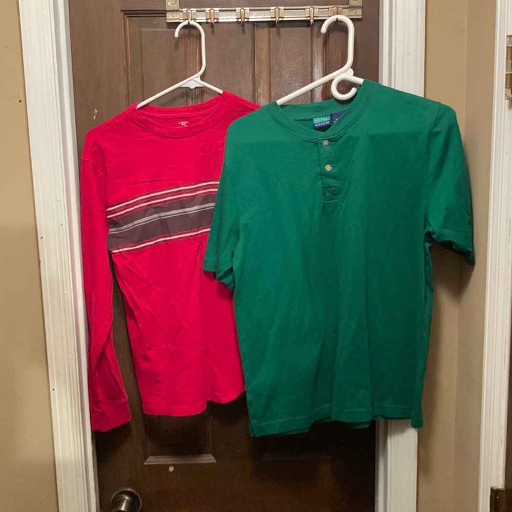 Set of 2 Boys Size 18 Shirts: Short Sleeve Green & Long Sleeve Red